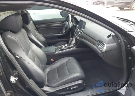 2018 Honda Accord Touring из США, поврежденный, VIN 1HGCV1F93JA020329